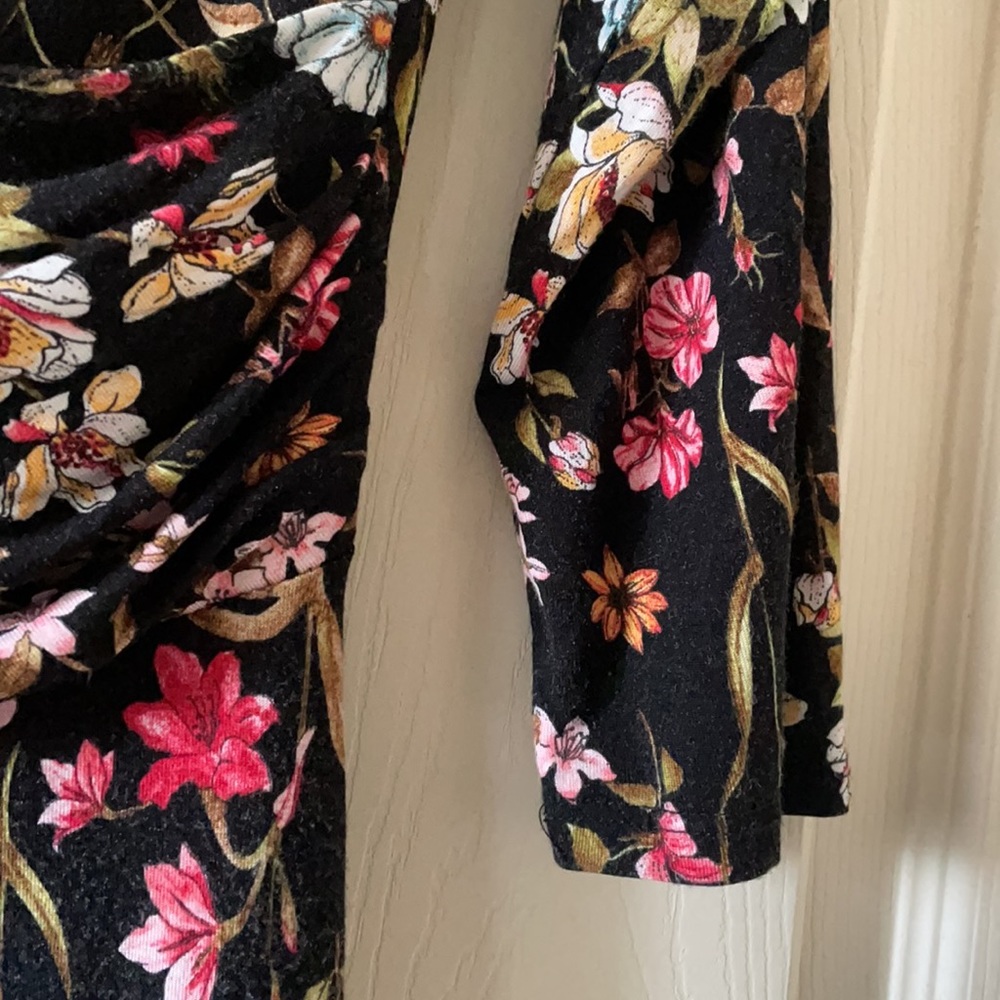 GORGEOUS Gilli botanical v neck jersey dress - Picture 8 of 10